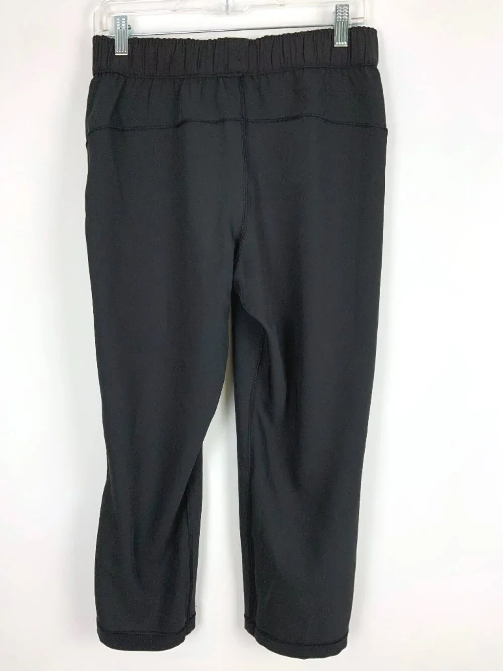 Lululemon On The Fly Black Crop 23